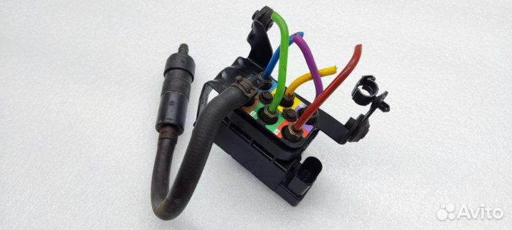 Клапан пневмоподвески Porsche Panamera 970 M 48.40