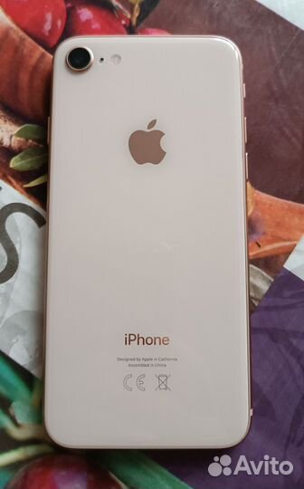 iPhone 8, 64 ГБ