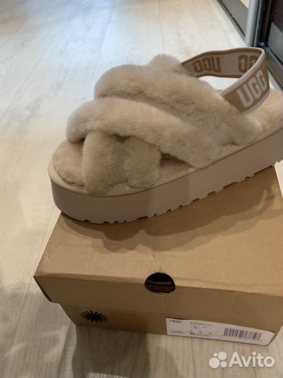 Сандалии меховые UGG новые