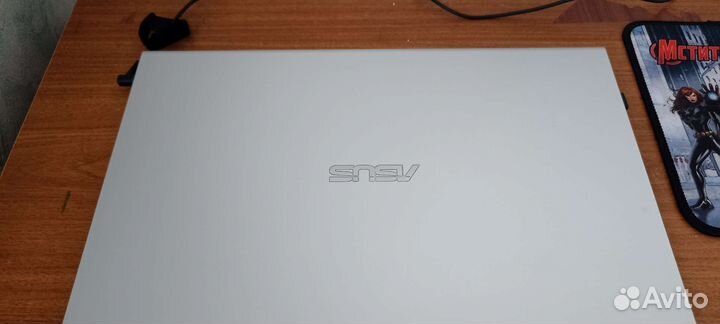 Ноутбук asus новый