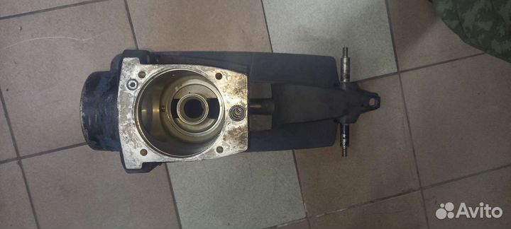 Корпус угловой колонки меркрузер браво 2