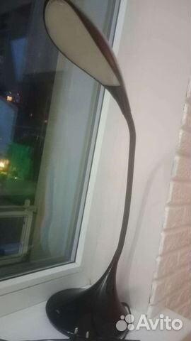 Лампа светодиодная настольная