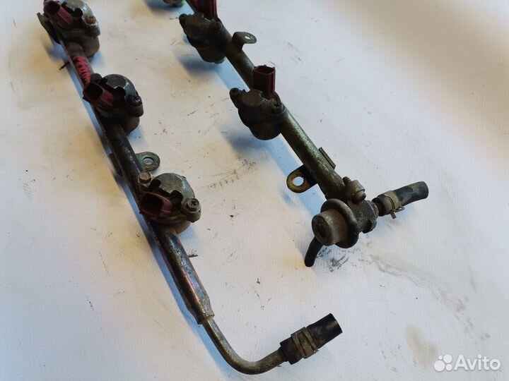 Топливная рампа Рейка Nissan Maxima Cefiro Infinit