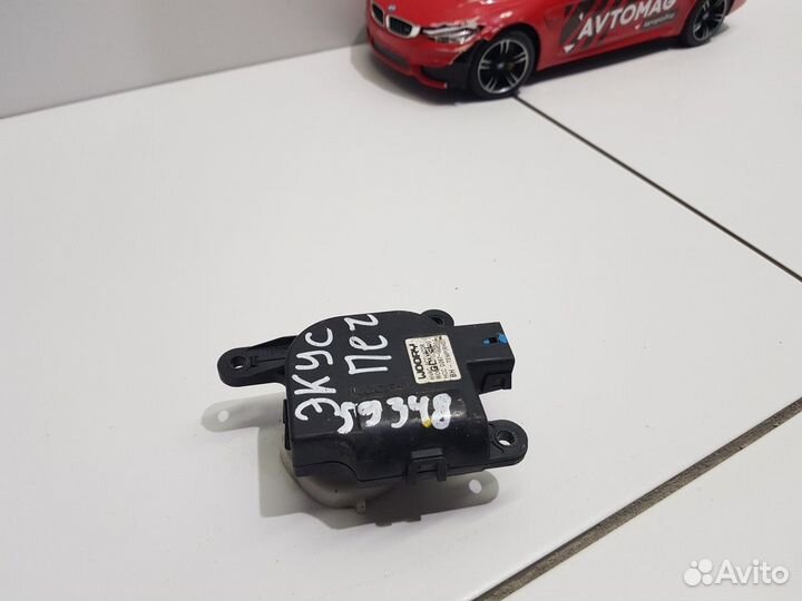 Моторчик привода заслонок отопителя