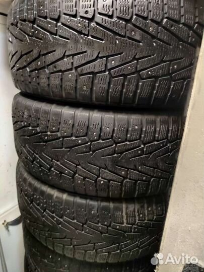 Nokian Tyres Hakkapeliitta 7 285/60 R18