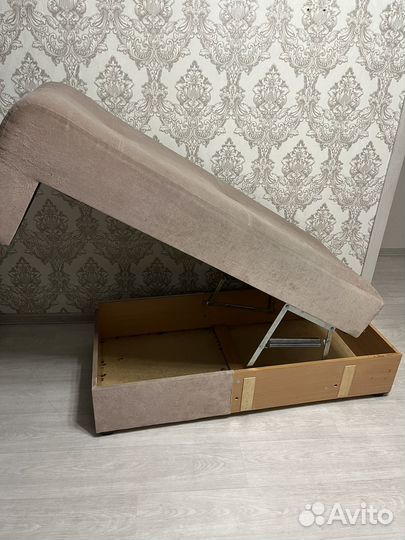 Банкетка бу