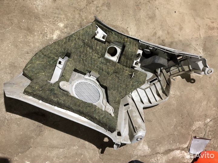 Обшивка стойки багажника левая Мазда CX9