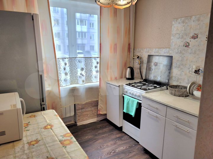 2-к. квартира, 40 м², 1/5 эт.