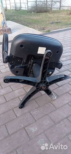 Компьютерное кресло на ремонт