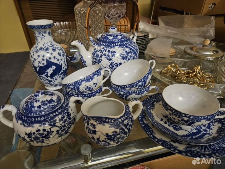 Фарфоровый чайный сервиз (костяной фарфор) Япония