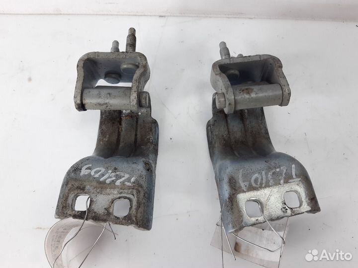 Петли багажника Volkswagen Passat B6 2.0 TDI BKP