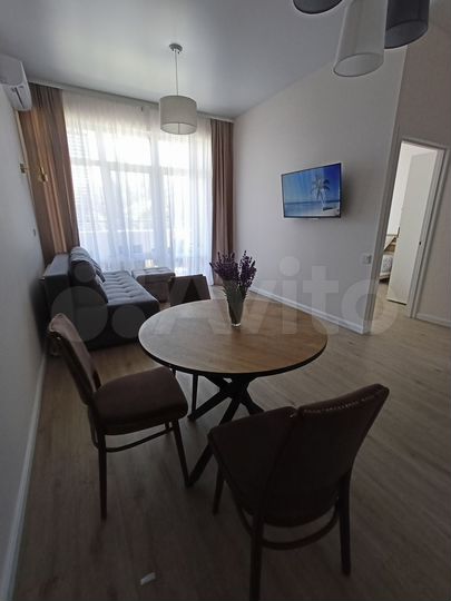 2-к. апартаменты, 44 м², 1/8 эт.