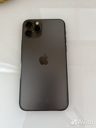 iPhone 11 Pro, 64 ГБ