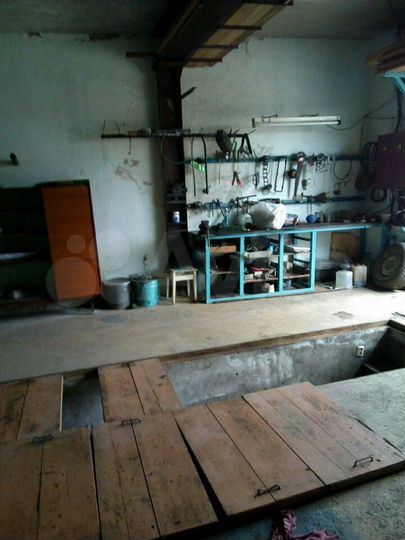 Гараж, > 30 м²