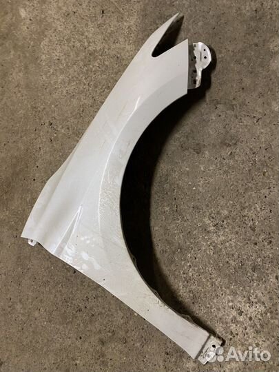 Крыло переднее правое Toyota Camry 70