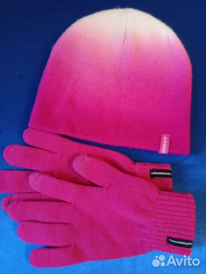 Шапка женская и перчатки