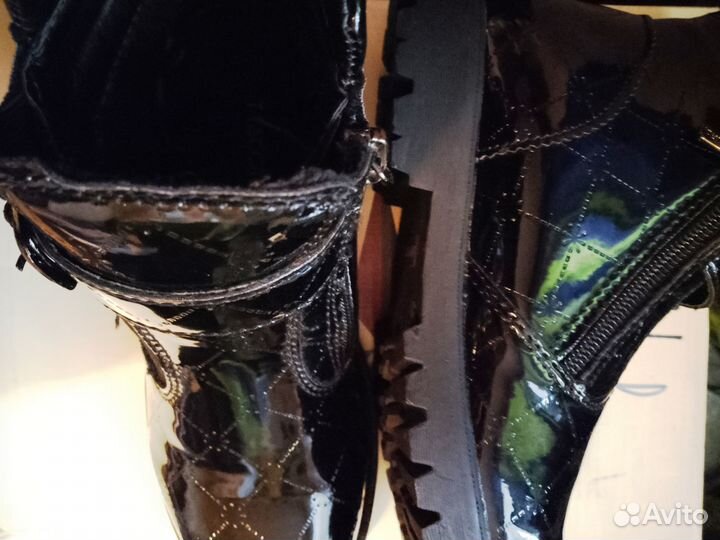 Ботинки новые для девочки 32 размер