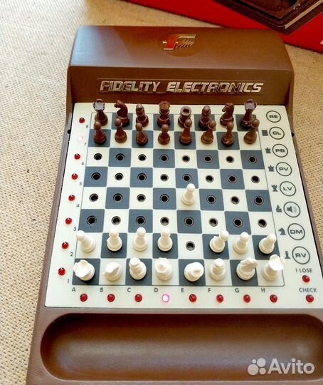 Шахматный компьютер