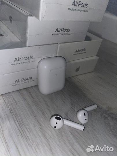Airpods 2