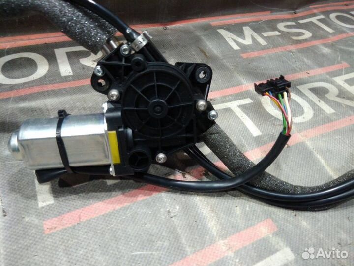 Шторка двери задняя левая Mercedes-Benz S-Class