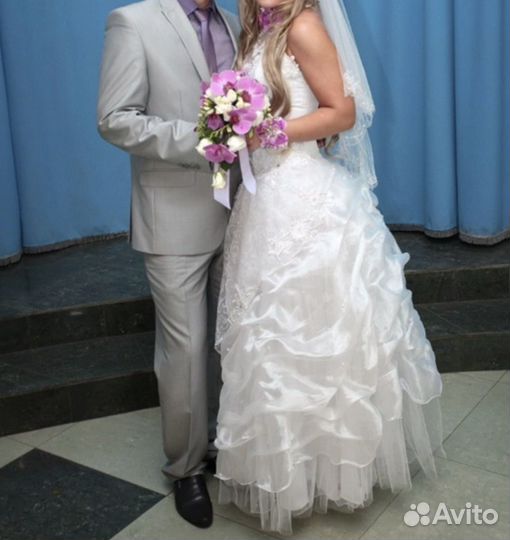 Свадебное платье