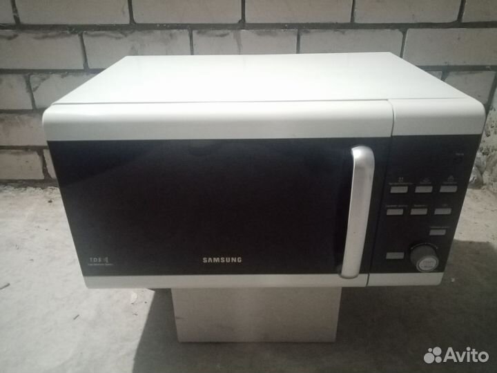 Микроволновая печь Samsung. Отл. Сост
