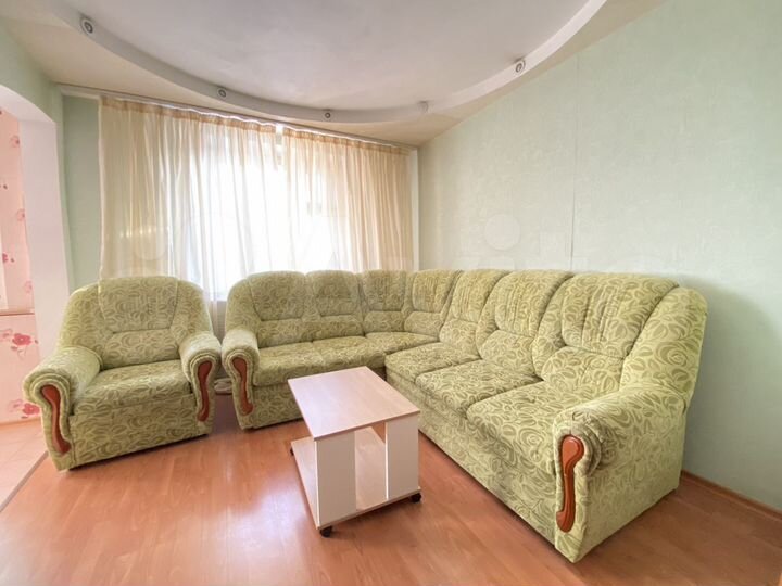 2-к. квартира, 60 м², 4/6 эт.