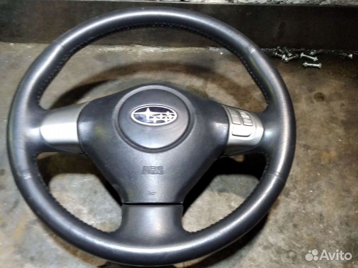 Руль на субару Форестер3