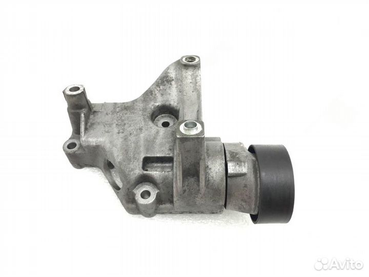 Кронштейн компрессора кондиционера Volkswagen Polo