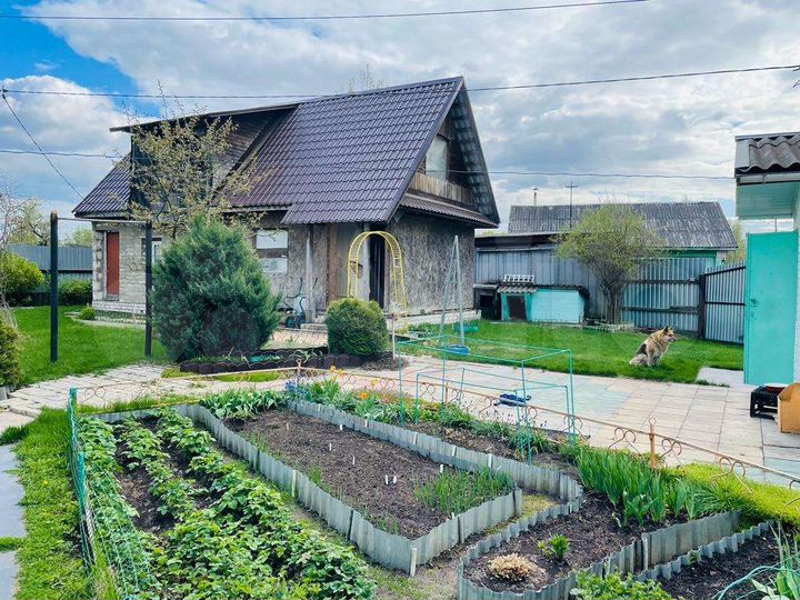 Дом 62 м² на участке 6 сот.