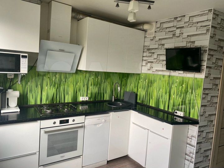 3-к. квартира, 76 м², 4/5 эт.