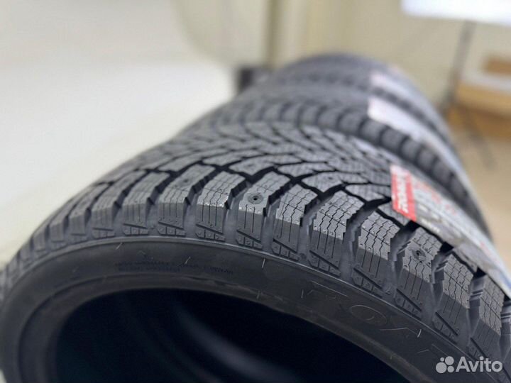 RoadX RXFrost FX11 225/45 R18 95T