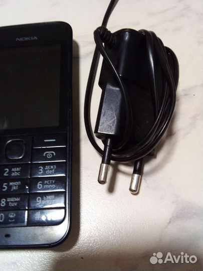Кнопочный телефон Nokia