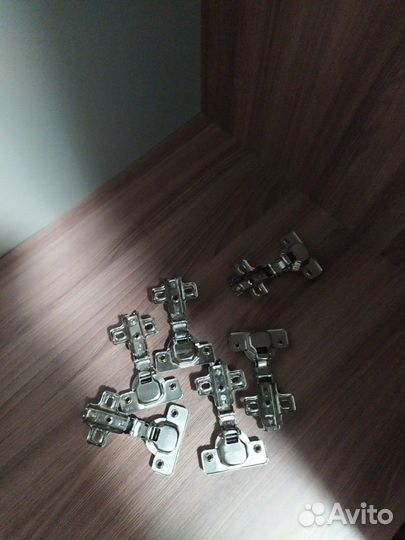 Регулируемые ножки для кухонных тумб