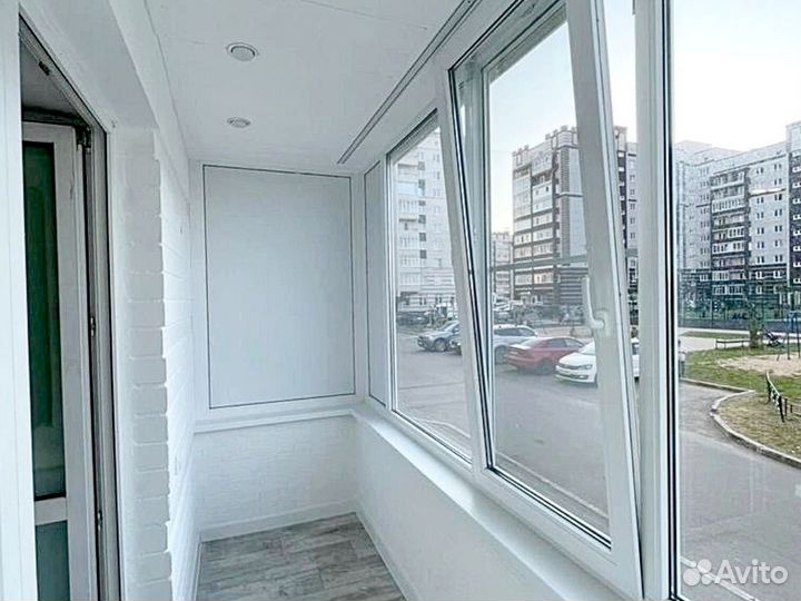 Отделка и остекление балконов в рассрочку