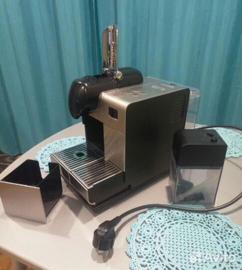 Капсульная кофемашина nespresso