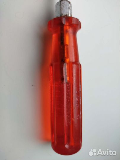 Отвертка крестовая