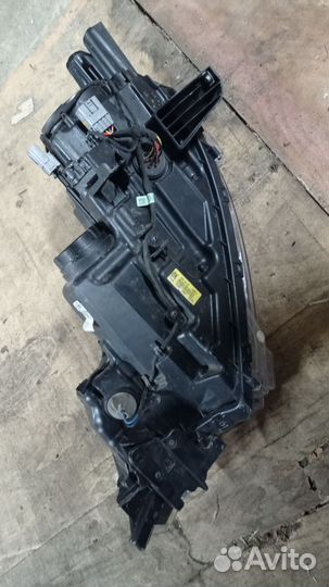 Комплект фар Mitsubishi Mitsubishi Outlender 3