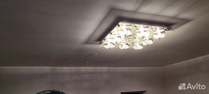 Люстра потолочная бу