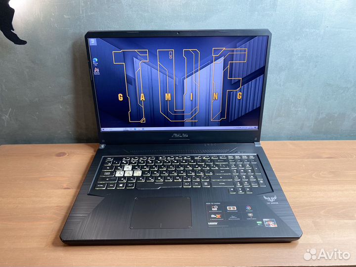 Asus TUF 17,3