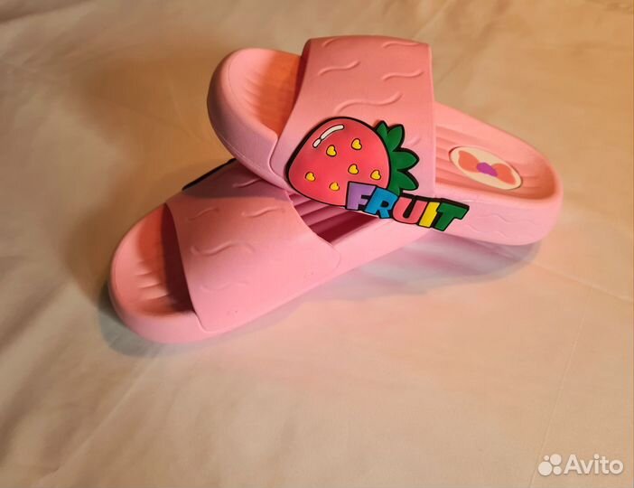 Шлепанцы для девочки