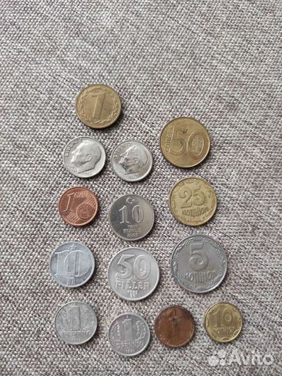 Набор монет разных стран