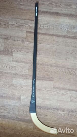 Клюшка для хоккея с мячом