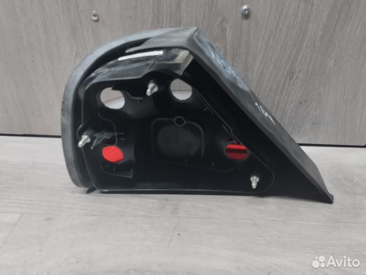 Фонарь задний задний правый Jaguar Xj X308 AJ-V8