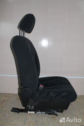 Сиденье переднее левое Tiida Тиида С11