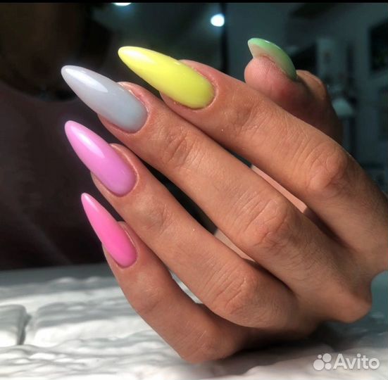 Мастер маникюра и педикюра