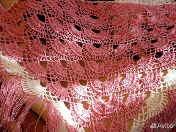 Платки-шали вязаные крючком