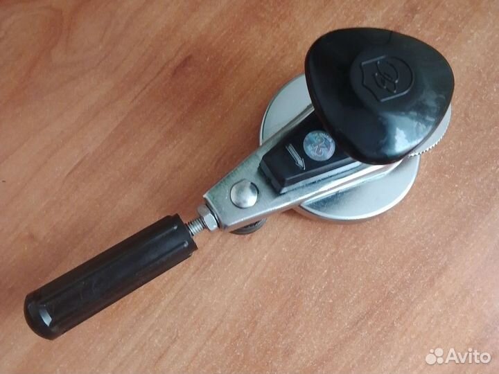 Закаточная машинка