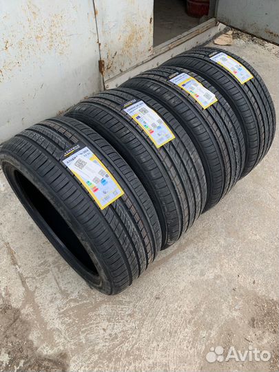 Austone Athena SP-303 255/45 R20