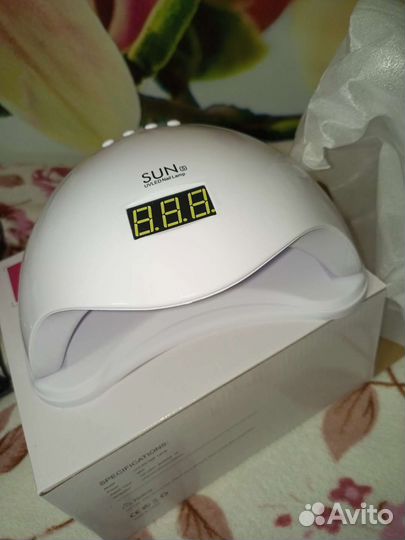 Лампа для ногтей новая